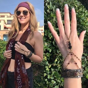 ‼️Avail for Pre-order‼️ leather cuff hand chain